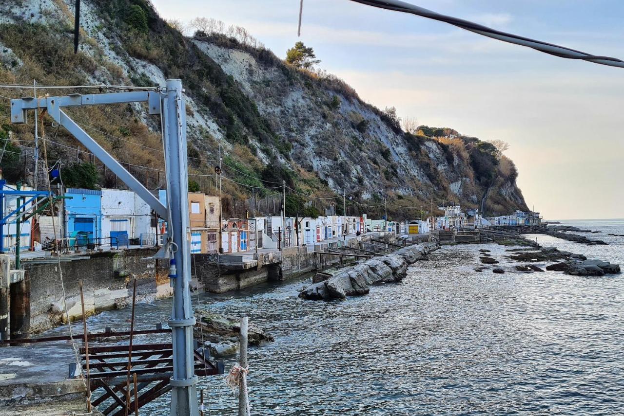 La Pinetina Apartman Ancona Kültér fotó